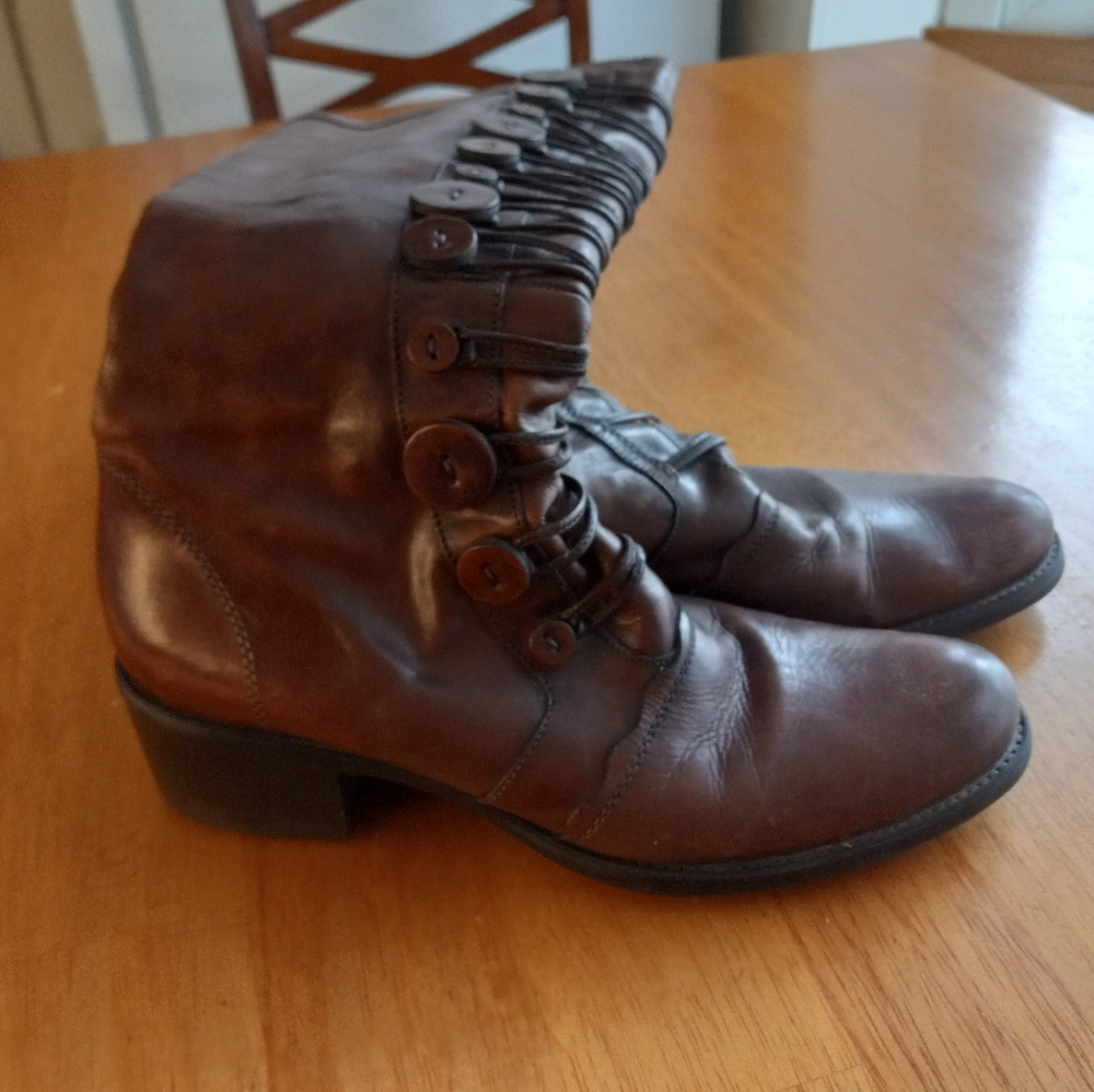 Aldo Brown Tall Leather Women's Boots 39 8.5